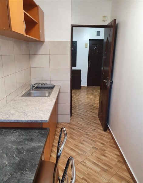 Berceni, Aleea Tomesti, bloc din 1988,