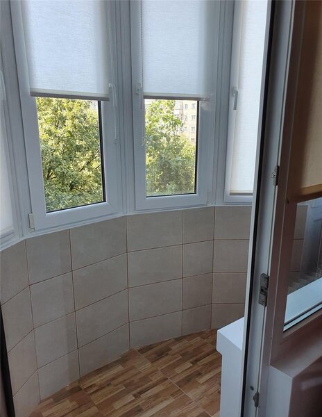 Berceni, Aleea Tomesti, bloc din 1988,